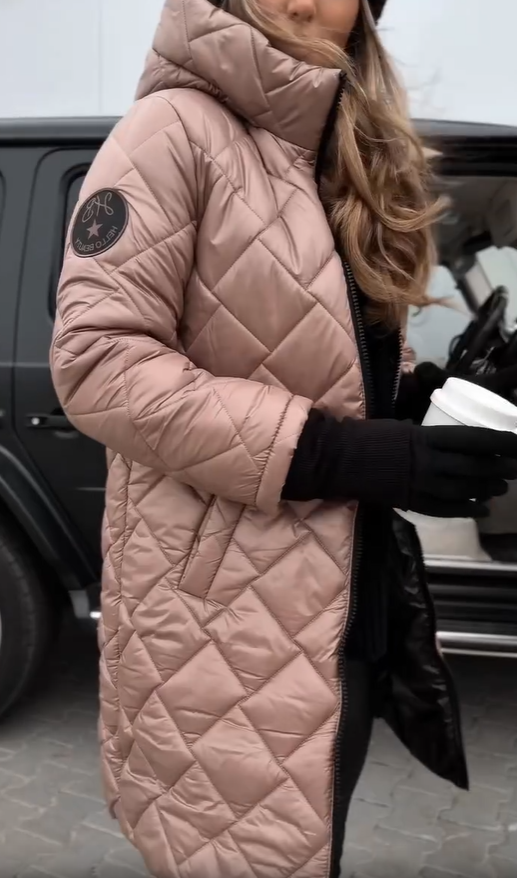 JAZMÍN | Chaqueta elegante acolchada con capucha