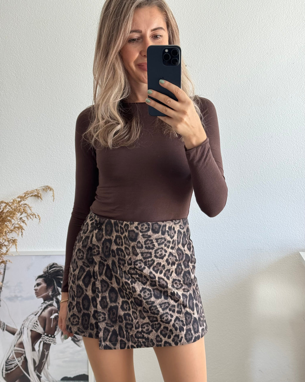 FELINA - Falda elegante y moderna