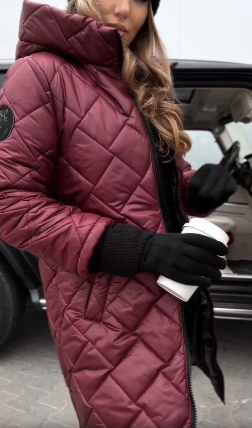 JAZMÍN | Chaqueta elegante acolchada con capucha