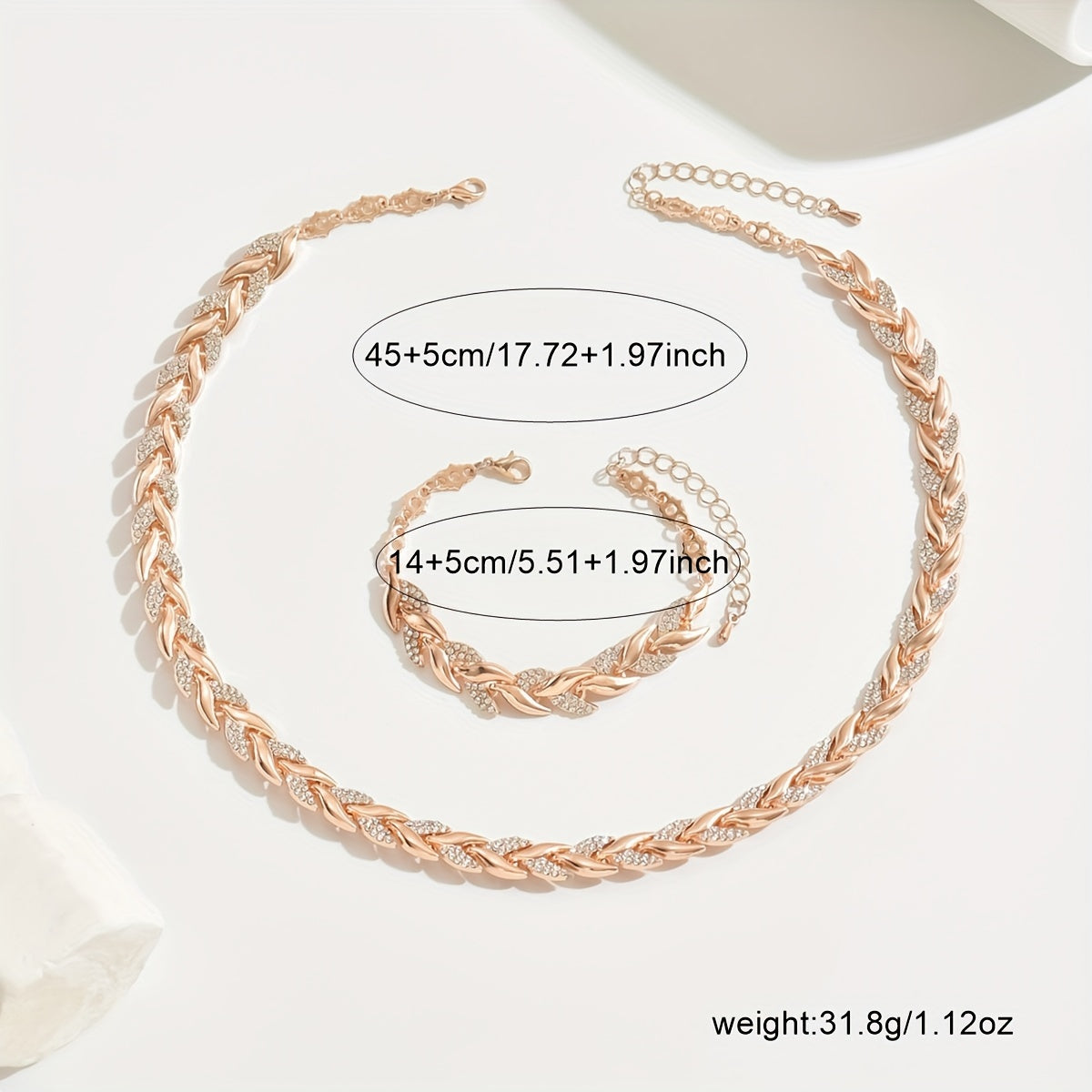 Elegante conjunto con cola de pez en cristal