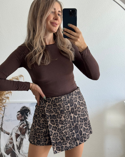 FELINA - Falda elegante y moderna