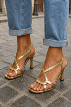 Elisabeth | Sandalias doradas con encanto veraniego