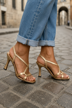 Elisabeth | Sandalias doradas con encanto veraniego